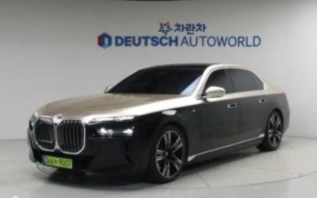 더뉴G70 중고차 7시리즈 (G70) 750e xDrive M 스포츠 매물 사진 8 - 2025/02 30,932km