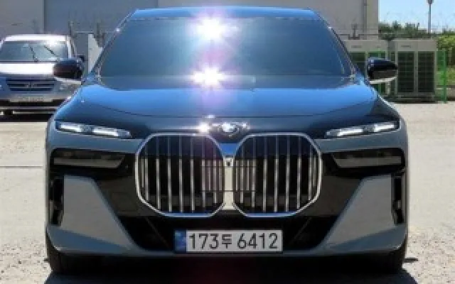 더뉴G70 중고차 7시리즈 (G70) 740i sDrive M 스포츠 매물 사진 19 - 2023/07 56,558km