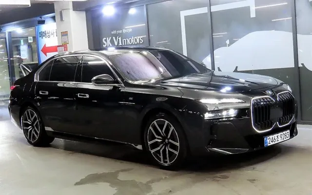 더뉴G70 중고차 7시리즈 (G70) 740d xDrive M 스포츠 매물 사진 11 - 2025/06 20,087km