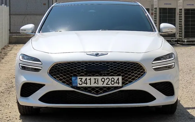 더뉴G70 중고차 더 뉴 G70 가솔린 2.0T 2WD 매물 사진 7 - 2022/09 32,700km
