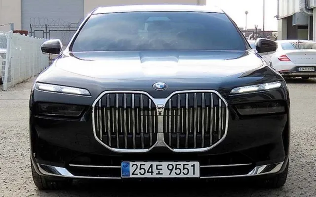 더뉴G70 중고차 7시리즈 (G70) 740i sDrive 디자인퓨어 엑셀런스 매물 사진 10 - 2023/11 21,750km